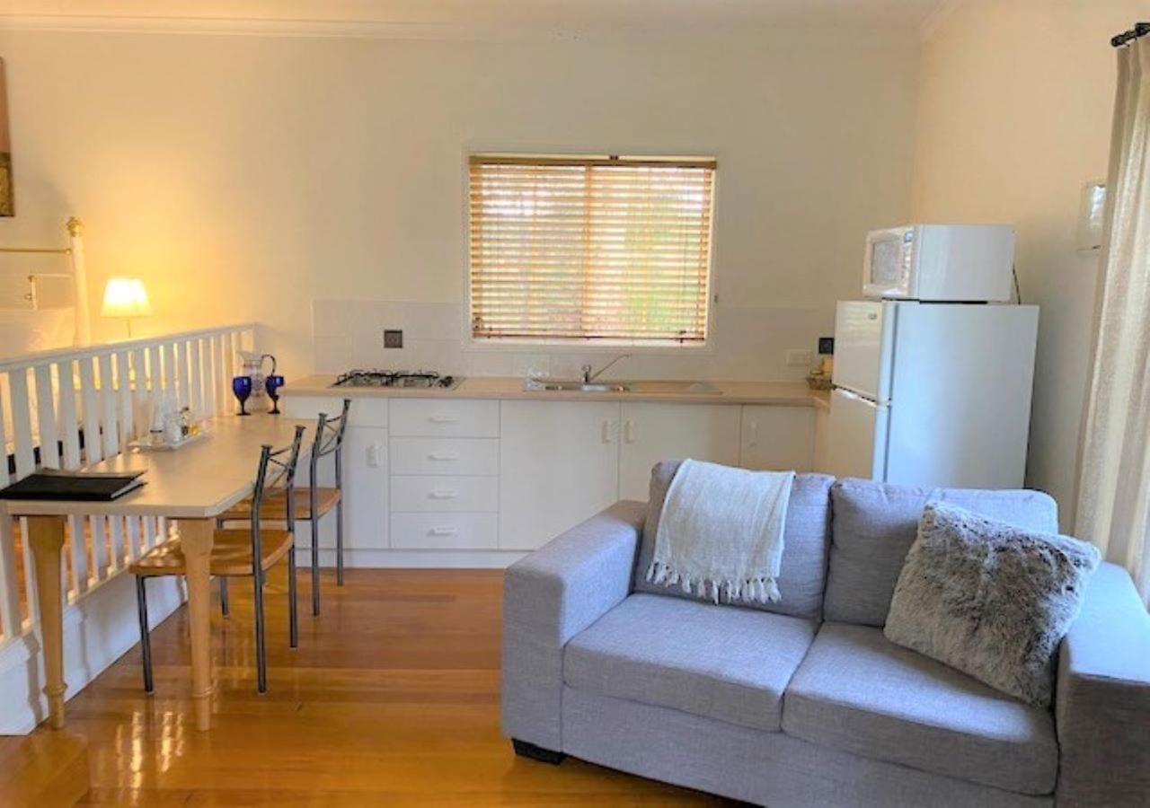 Granite Gardens Cottages & Lake Retreat Stanthorpe Eksteriør billede