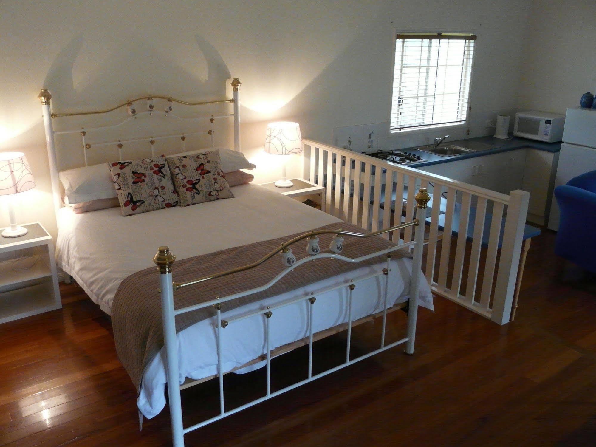 Granite Gardens Cottages & Lake Retreat Stanthorpe Eksteriør billede
