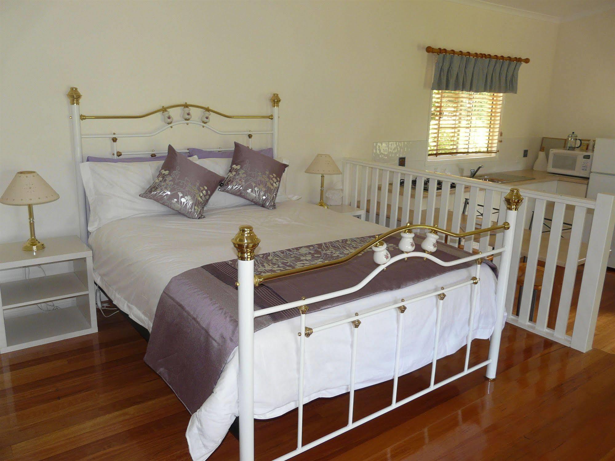 Granite Gardens Cottages & Lake Retreat Stanthorpe Eksteriør billede