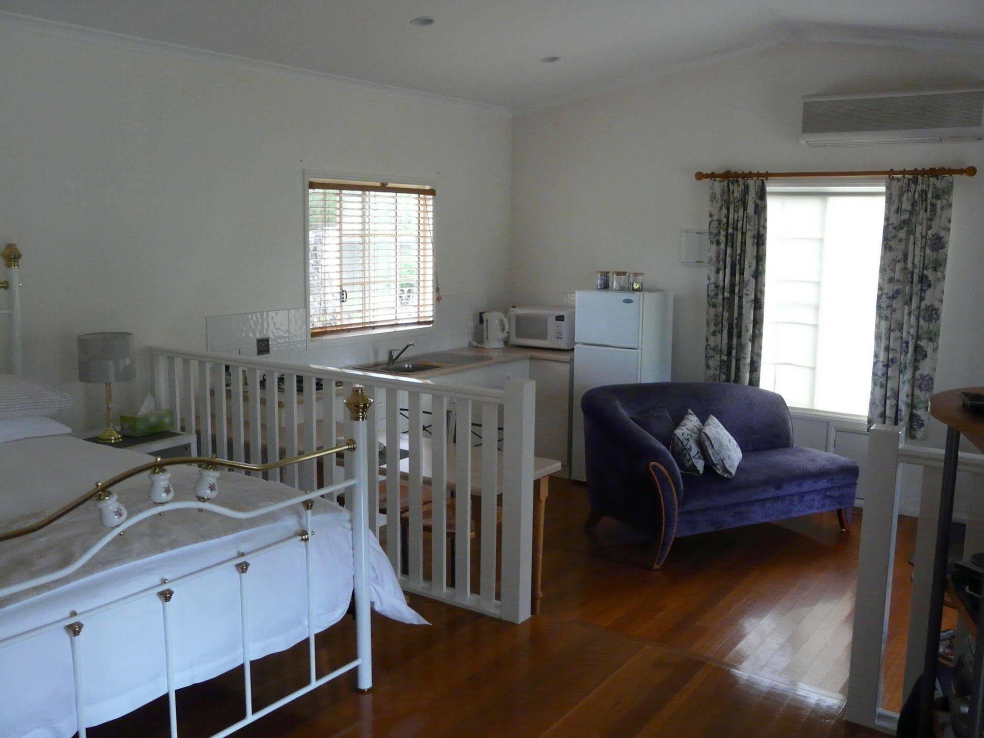 Granite Gardens Cottages & Lake Retreat Stanthorpe Eksteriør billede